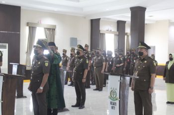 Kejati NTT ingatkan aparat kejaksaan jauhi segala penyimpangan