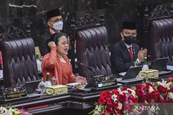 Kapolri tindak  polisi terlibat judi, DPR beri dukungan