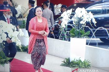 House Speaker stresses national strength in facing world challenges