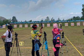 Ratusan pemanah bersaing di kejuaraan panahan Piala Gubernur Sulsel