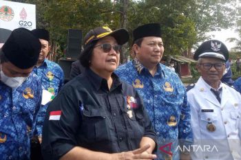 Menteri Siti Nurbaya ajak masyarakat olah sampah plastik jadi sumber daya ekonomi