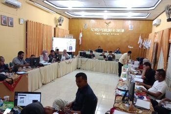 KPU Agam kerahkan 14 petugas verifikasi adminitrasi dukungan 22 Parpol