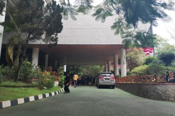 KPK geledah beberapa lokasi di lingkungan Unila Lampung