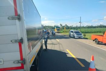 Tim gabungan Dishub Pasbar razia kendaraan waji kir, melanggar langsung sidang ditempat