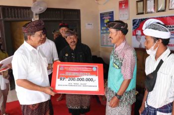 Wabup Buleleng hibah sarana penangkapan ikan