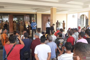 Nelayan Bintan keluhkan ikan hasil tangkapan berkurang imbas kapal cantrang
