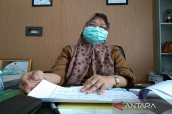 Pemkot Kendari lakukan vaksinasi penguat kedua pada tenaga kesehatan