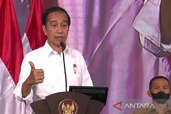 Jokowi: Rencana ubah harga Pertalite jangan turunkan daya beli rakyat