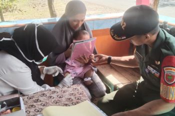 Kodim 1402 Polewali Mandar kerahkan Babinsa dampingi masyarakat ke posyandu