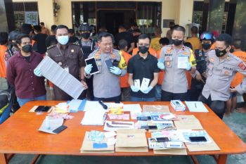 Polres Polewali Mandar tangkap 11 pelaku judi "online"