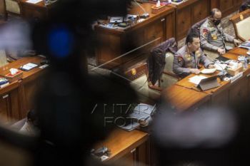 Raker Kapolri dengan Komisi III DPR
