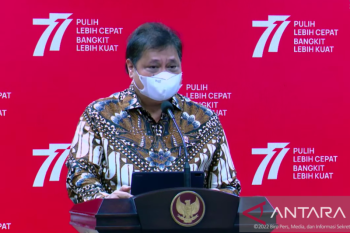 Menko Perekonomian: Rencana penyesuaian harga Pertalite dievaluasi 1-2 hari