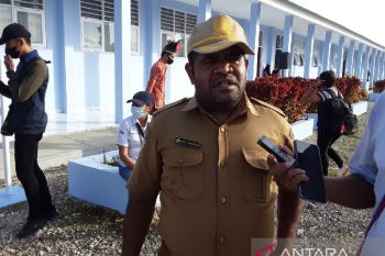Disdik Biak Numfor memproses penyaluran dana BOS tahap ketiga