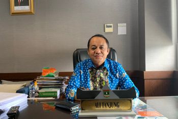 Fraksi Demokrat DPRD Sumbar tolak wacana kenaikan BBM
