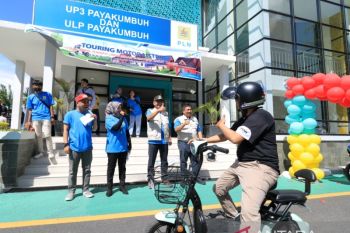 Riza Falepi dukung penggunaan kendaraan listrik di dinas