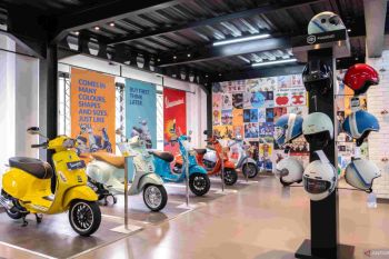 Piaggio buka cabang Motoplex 4 Brand di jl Bypass Ngurah Rai
