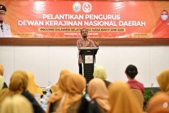 Gubernur Sulsel minta Dekranasda aktif ikut pameran IKM di HUT kabupaten