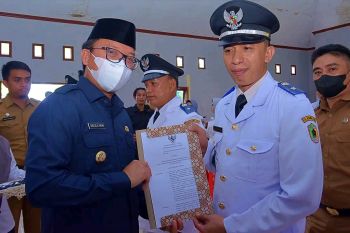 Bupati Morut ingatkan kades jalin kerja sama dengan BPD