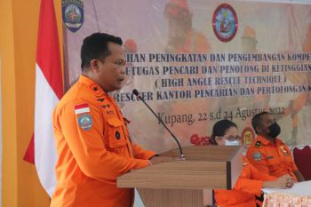 Perahu angkut 6 orang hilang di perairan Naikliu NTT