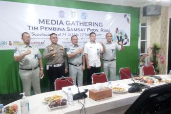 Badan Pendapatan Daerah  Riau gandeng BUMDes permudah masyarakat bayar pajak kendaraan