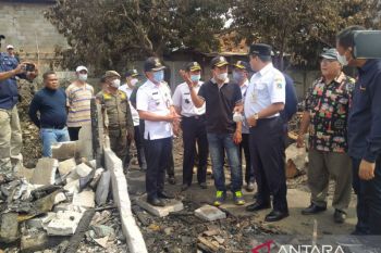 Kebutuhan warga korban kebakaran di Cakung dipenuhi Pemkot Jaktim