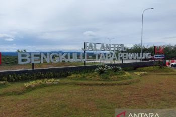 Tol Bengkulu dibuka sementara khusus untuk ambulans