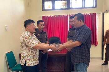 Kejari Pasbar terima pengembalian uang suap dan gratifikasi perkara Tipikor RSUD