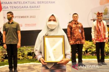 Dinas Perindustrian NTB dapat penghargaan dari DJKI Kemenkumham