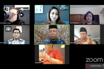 Pengamat: penyesuaian harga BBM cegah krisis lebih besar