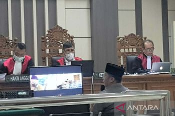 Perangkat desa hasil seleksi cacat hukum di Demak tetap dilantik