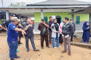 Ferry Khaidir minta tanggul kolam ikan untuk nelayan budi daya di Seruyan dibangun