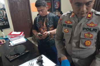 Seorang polisi tewas ditembak sesama rekan polisi