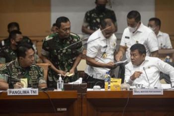 Rapat Kerja Komisi I DPR Dengan Wamenhan Dan Panglima TNI