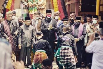 Pemkot Bukittinggi perkuat hubungan dengan tokoh adat selesaikan masalah warga