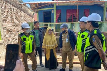 Pemprov Sulsel bantu rehabilitasi rumah korban bencana di empat kabupaten