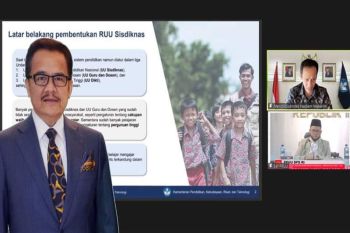 Teras Narang: Terobosan Mendikbudristek memajukan dunia pendidikan harus didukung