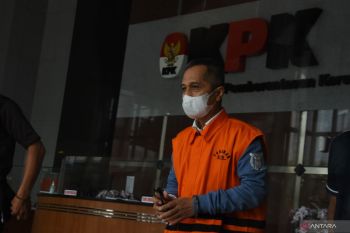 Masa penahanan Rektor Unila nonaktif diperpanjang