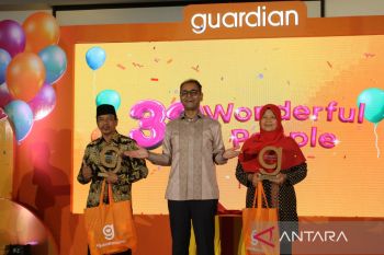 Guardian Rayakan Ulang Tahun ke-32, memberikan penghargaan ke 32 Sosok Inspirasional