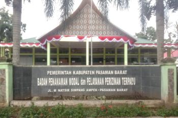 DPMTSP Pasbar temukan klinik kesehatan diduga ilegal di PT GMP