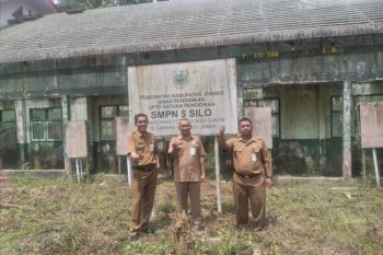 Dinas Pendidikan Jember perbaiki 120 ruang kelas SD-SMP rusak berat