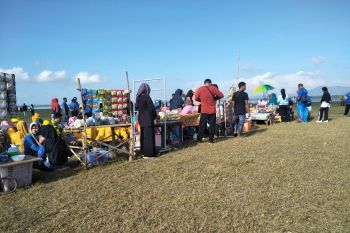 Bupati Lombok Tengah kembangkan wisata "Savana Lembah Paradise"