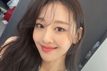 Usai Choerry dan Haseul, Yves LOONA juga dikabarkan absen dari tur karena sakit