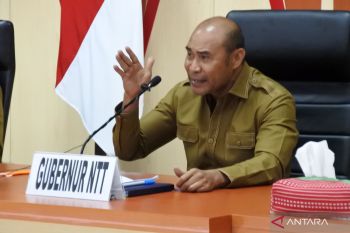 Gubernur Laiskodat dorong kades manfaatkan Dana Desa bagi keperluan warga