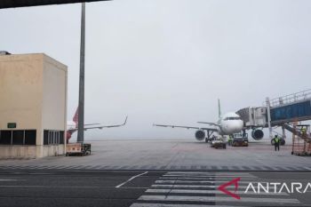 Tujuh penerbangan di daerah ini terganggu akibat kabut