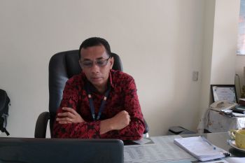 Kantor Pos telah salurkan BLT BBM kepada 9.600  masyarakat penerima di Manado