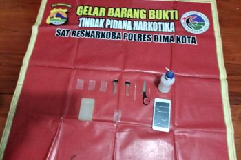Asyik nyabu, seorang warga Kota Bima ditangkap tim Cobra Alpha