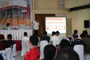 Kemensos terus memperbarui data agar BLT BBM tepat sasaran