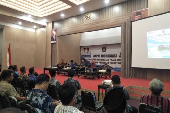Bappenda Lombok Tengah mendorong desa optimalkan pajak bumi dan bangunan