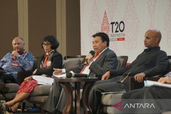 Komitmen Wujudkan Net Zero Emission, Grup APRIL Dukung Investasi Hijau dan Transisi Energi