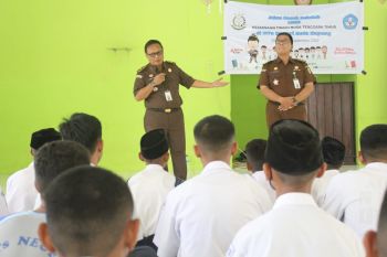 Kejati NTT gelar sosialisasi perlindungan hukum bagi anak